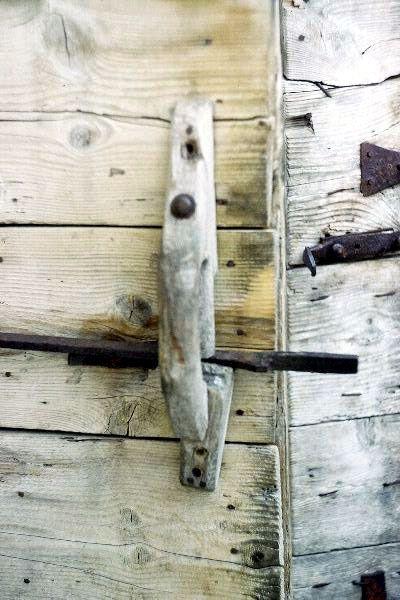 Ancienne fermeture de portail en bois