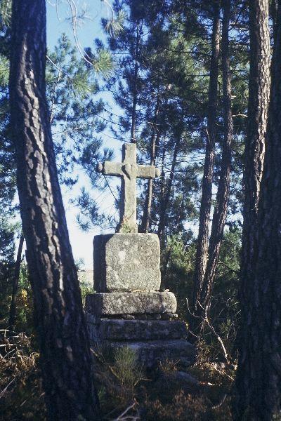 Croix de pierre
